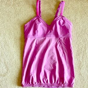 LuLuLemon Sz6 Magenta Tank Top
